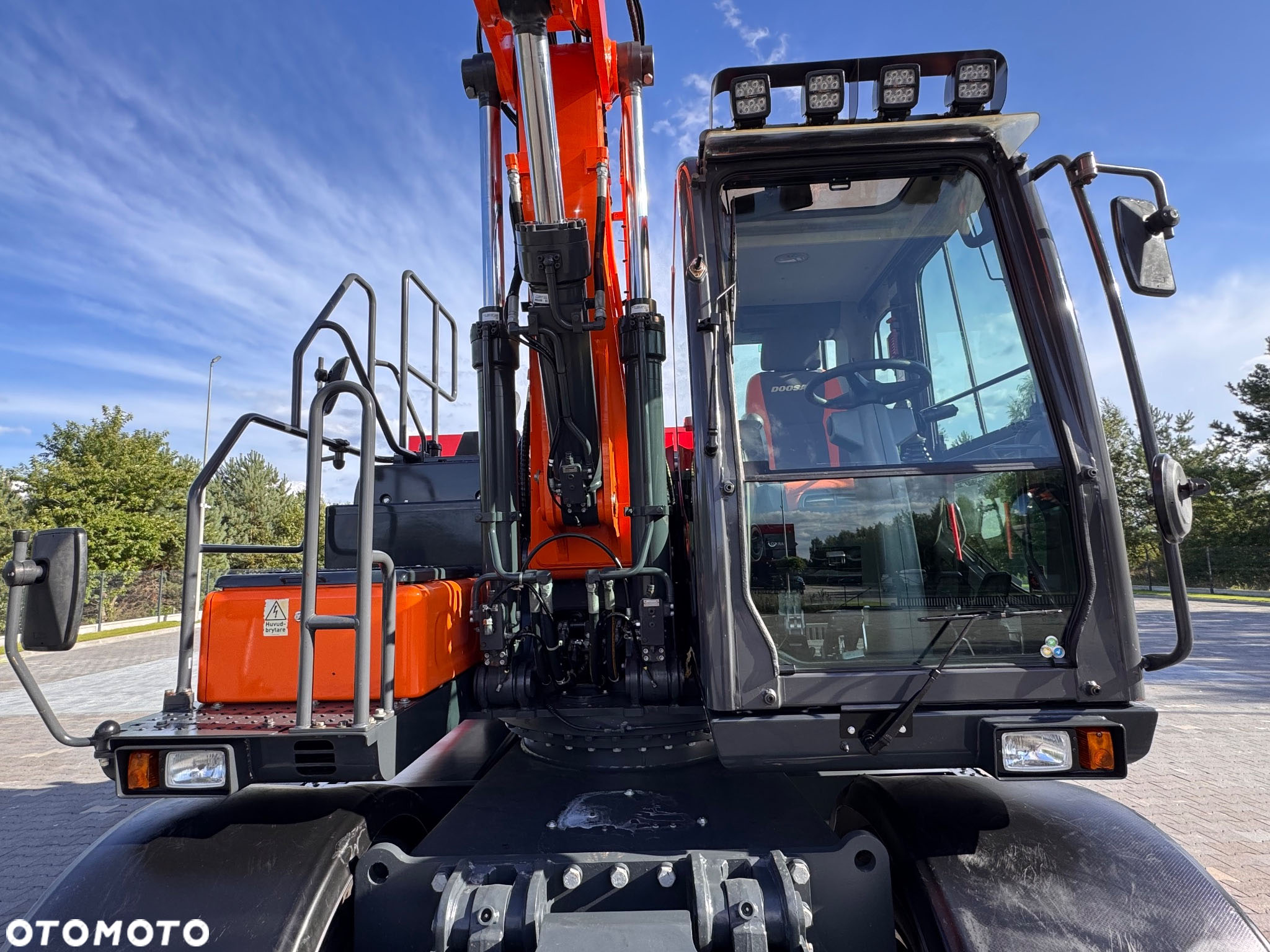 Doosan-Dx170-14