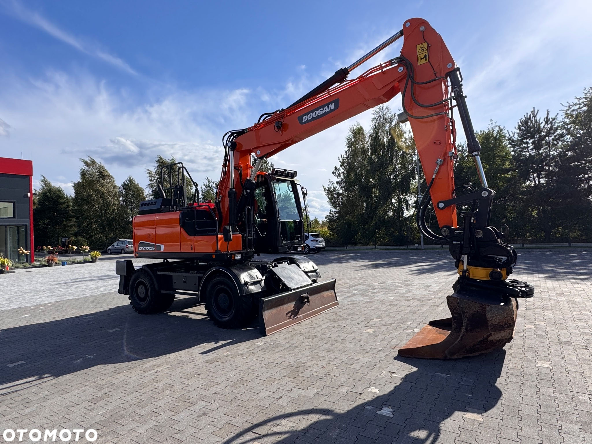 Doosan-Dx170-7
