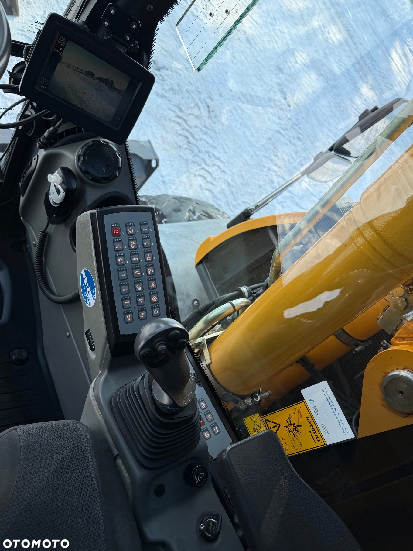 Liebherr A918 compactr5