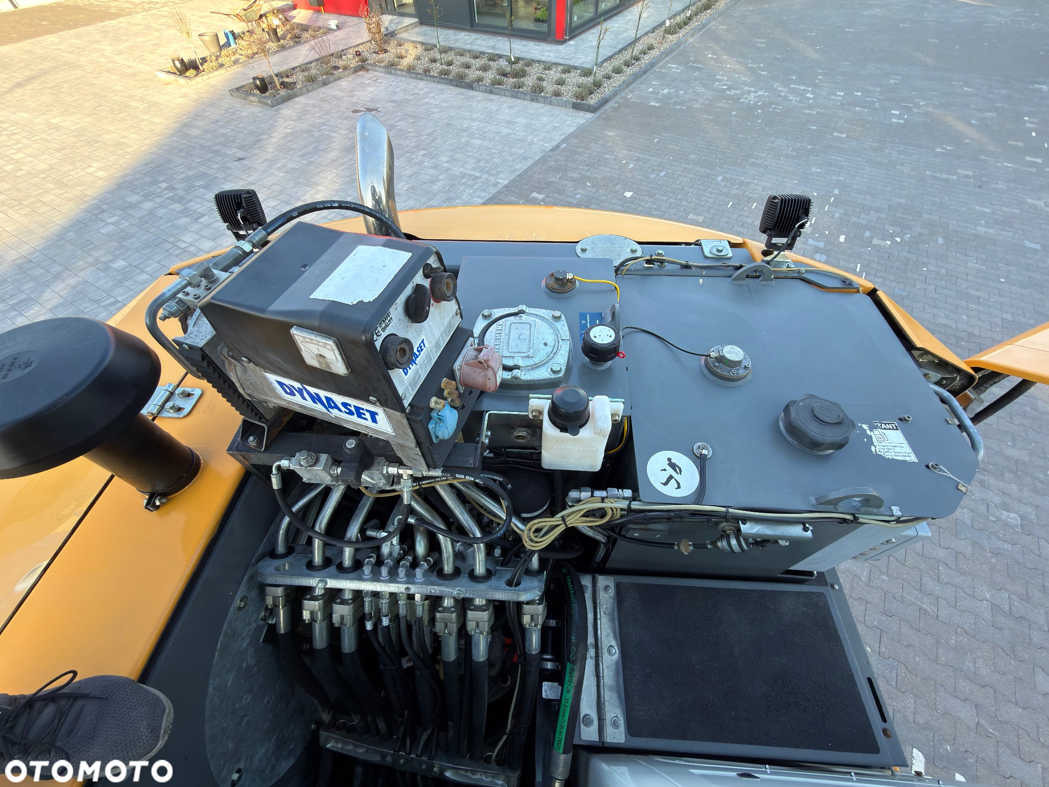 Lieber914compact8