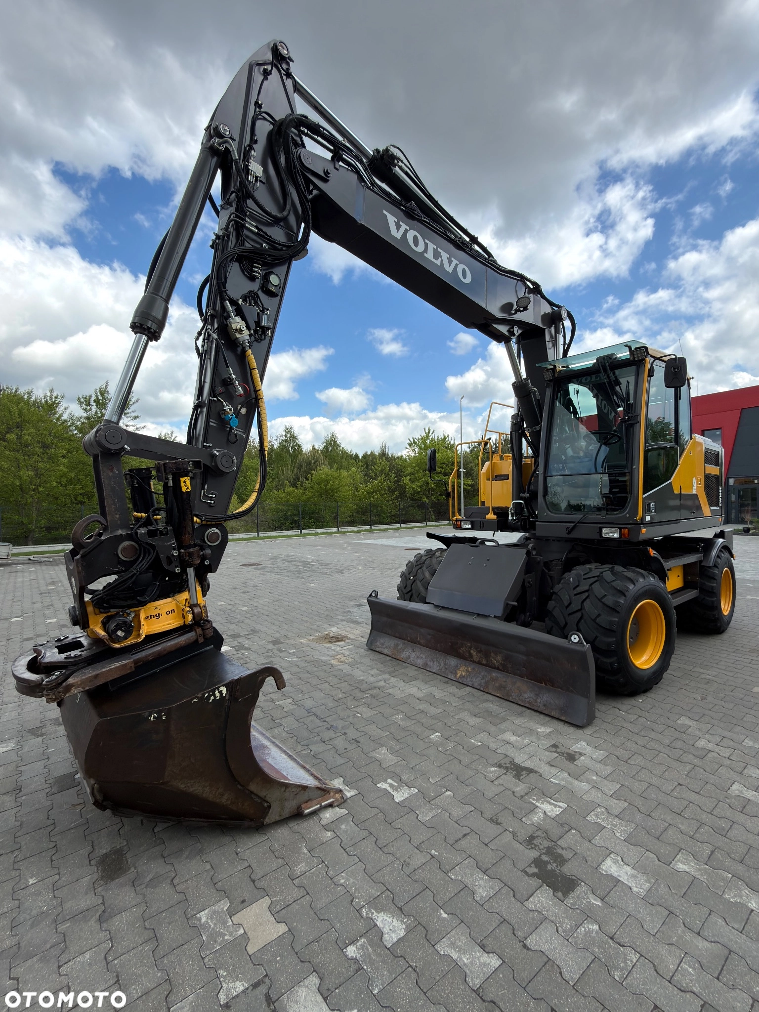 Volvo EW160E3